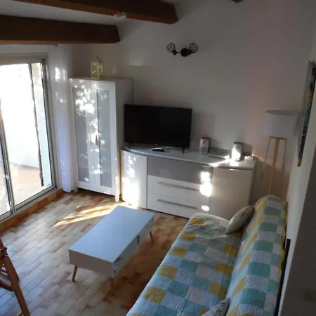 Maison Au Calme De La Pinede, Piscine, Et Farniente Casa de Férias Agde
