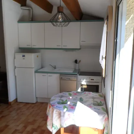 Casa de Férias Maison Au Calme De La Pinede, Piscine, Et Farniente Agde
