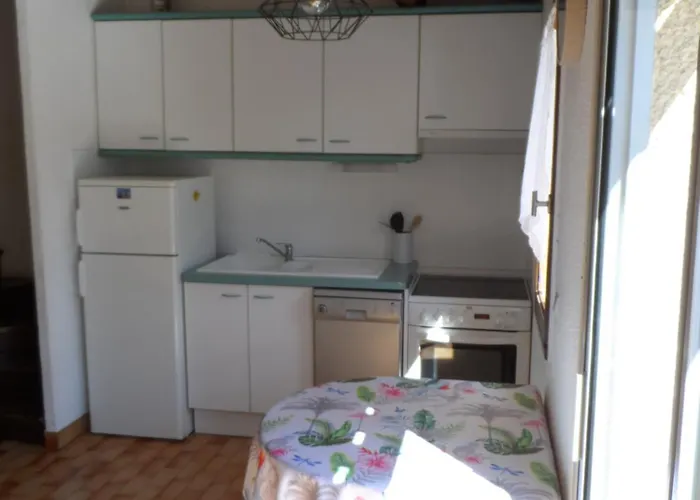 Casa vacanze Maison Au Calme De La Pinède, Piscine, Et Farniente Agde