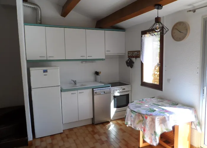 Casa vacanze Maison Au Calme De La Pinède, Piscine, Et Farniente